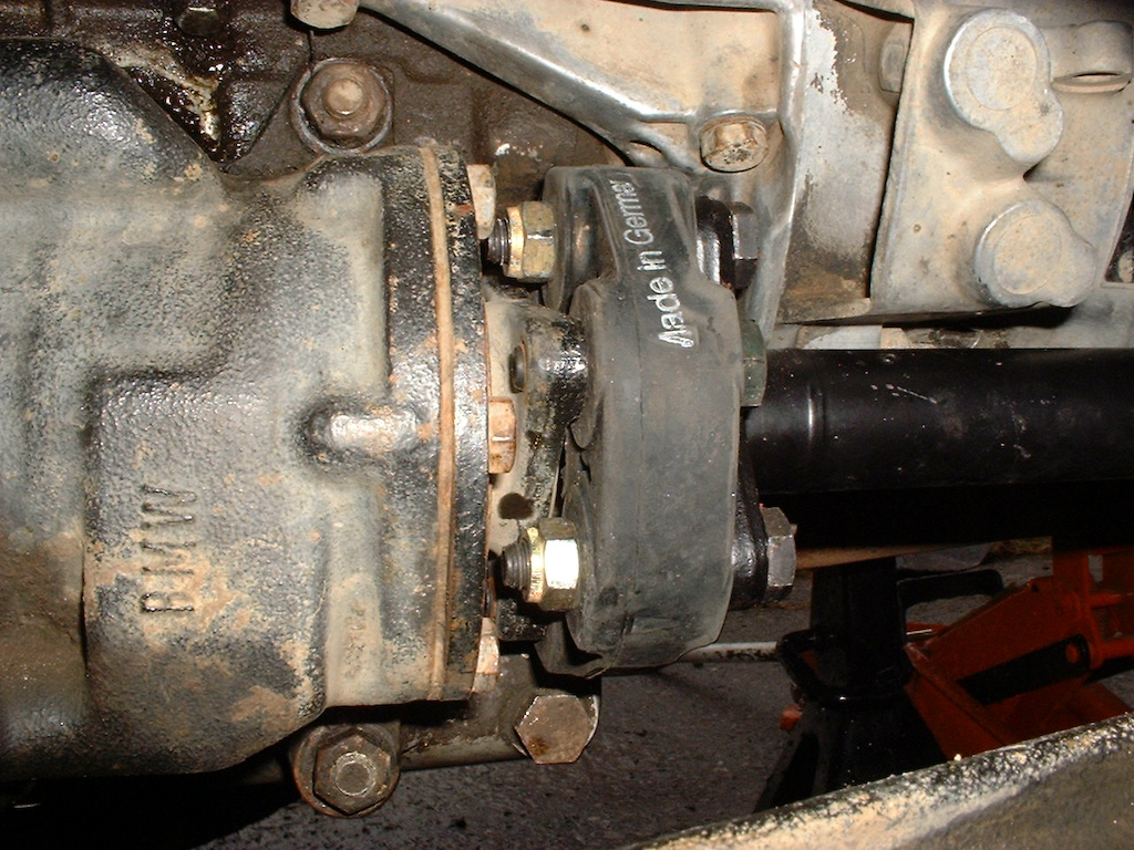 Bmw 325ix front driveshaft removal